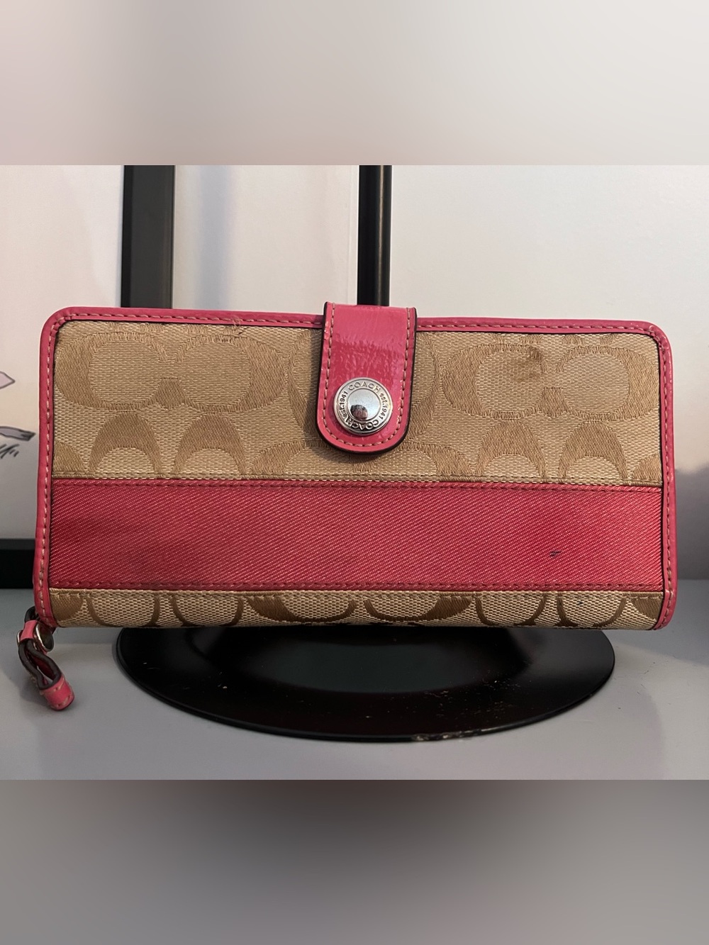 Coach Signature Pink Accordion Zip Wallet